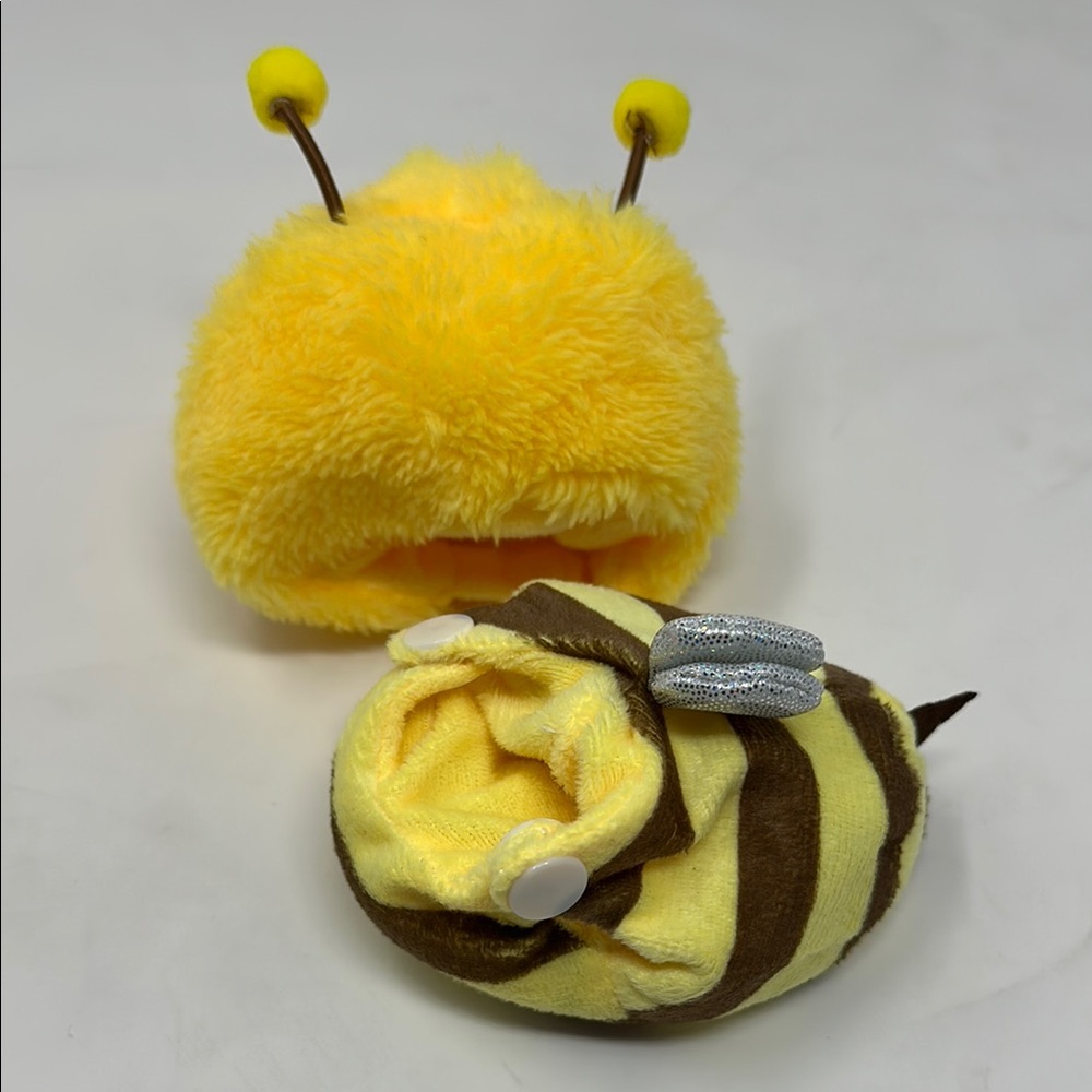 Labubu bee costume
